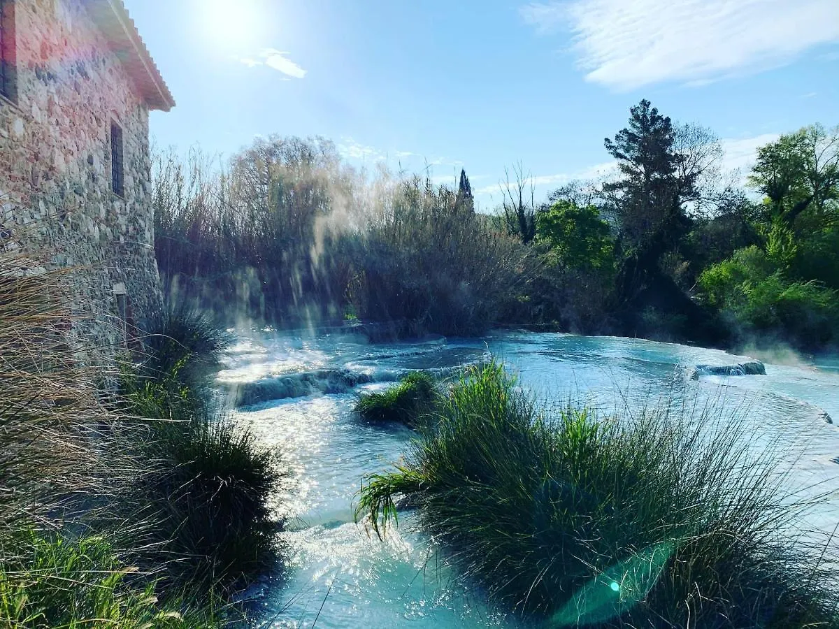 Casale Terre Rosse Bed & Breakfast Saturnia