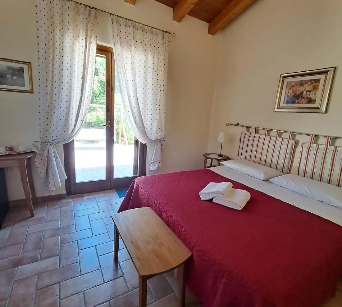 Casale Terre Rosse Bed & Breakfast Saturnia