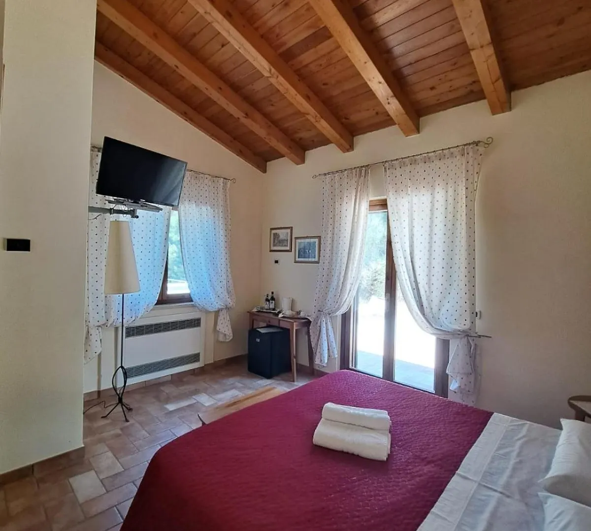 Casale Terre Rosse Bed & Breakfast Saturnia